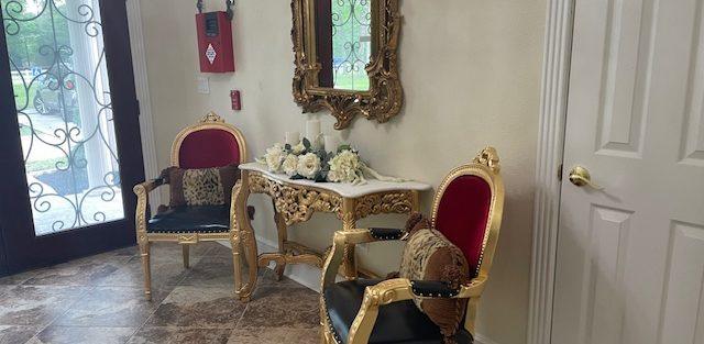 Image of the Entrance Hall of Chateaux Serenity